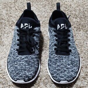Women's Brand NWOT APL Propelium Techloom Phantom W Shoes 9.5.